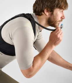 Hydrovest Black