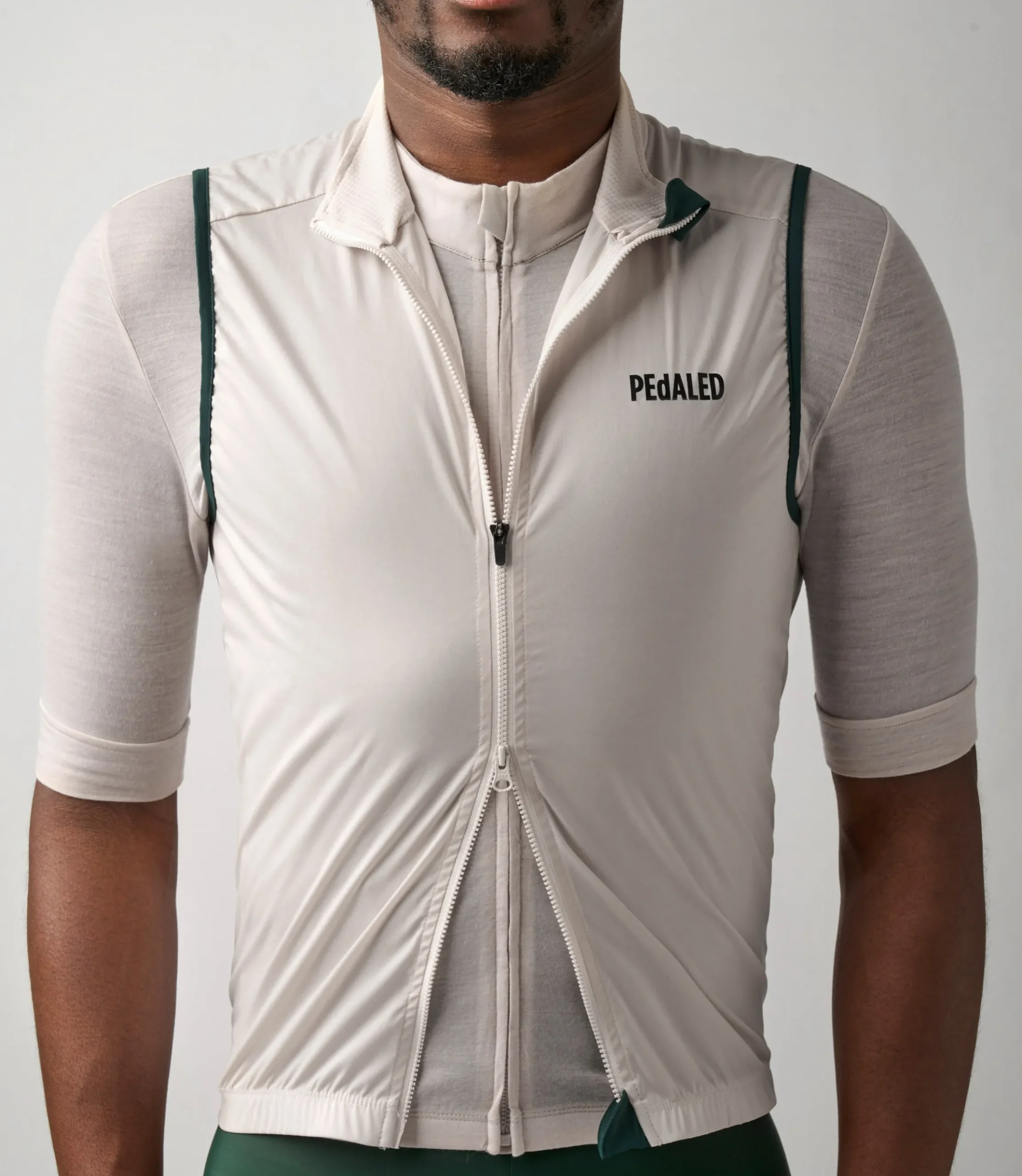 Windproof Vest Off White