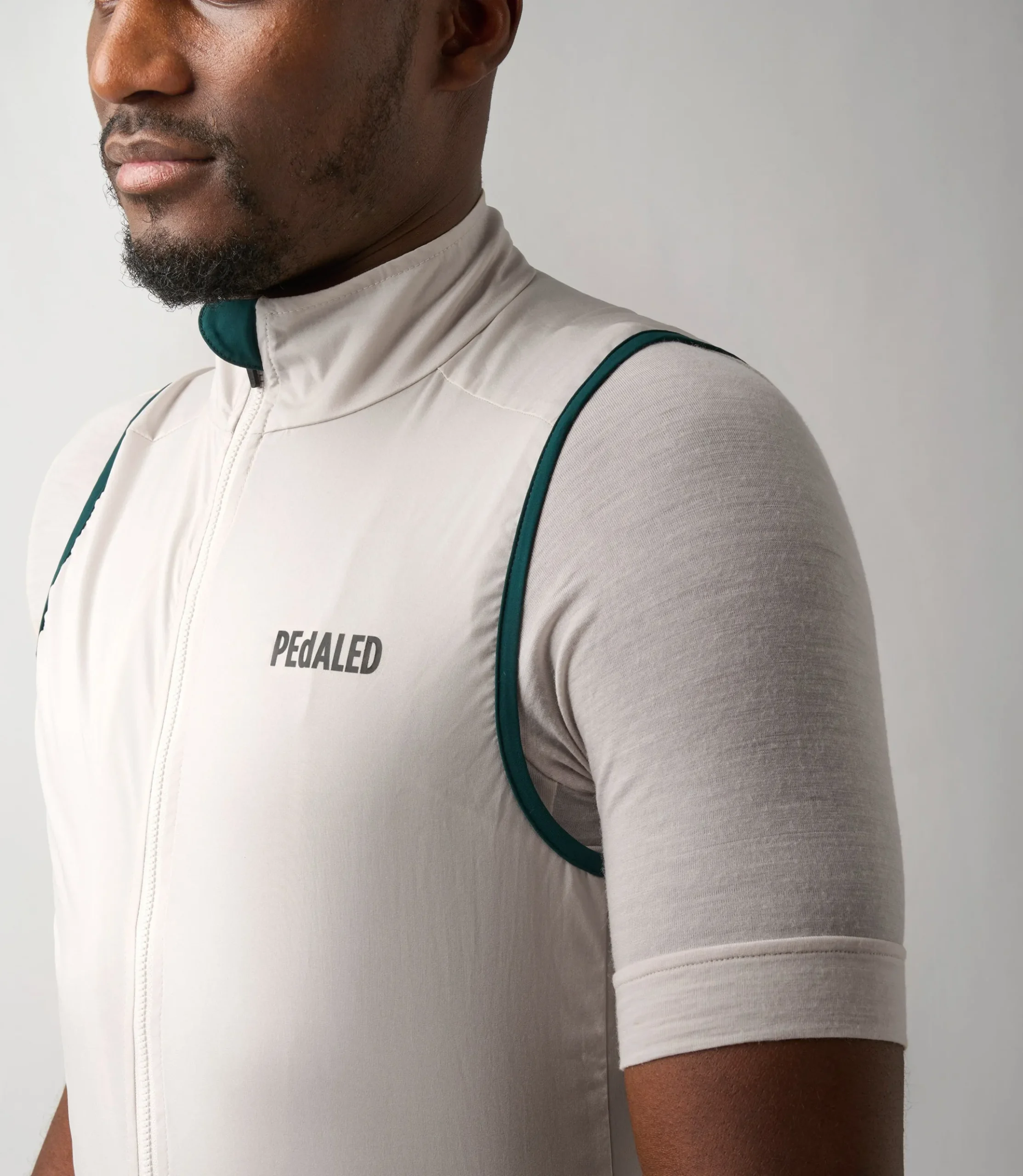 Windproof Vest Off White